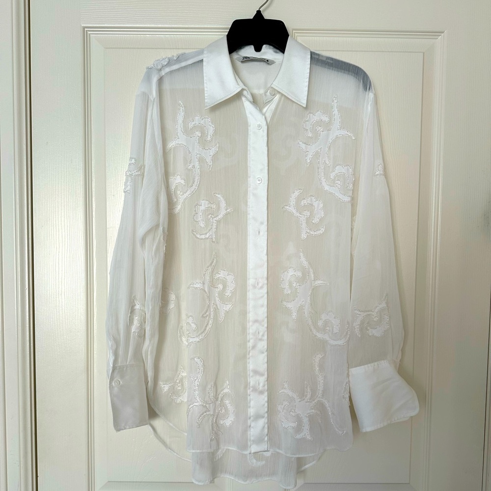 Zara Oversized Emroidered White Shirt Size M